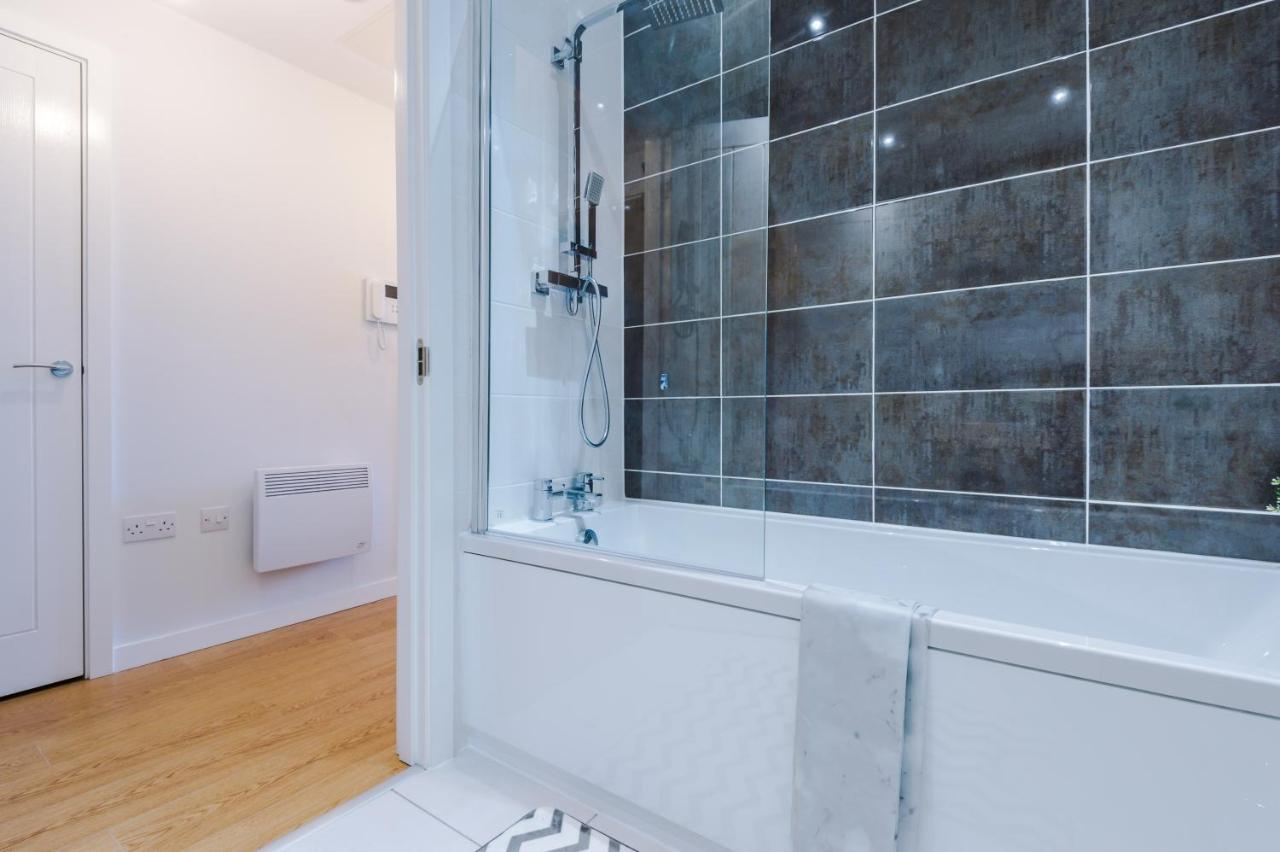✰Onpoint - Modern 2 Bed Apartment Close To Centre✰ Leeds  Exterior foto