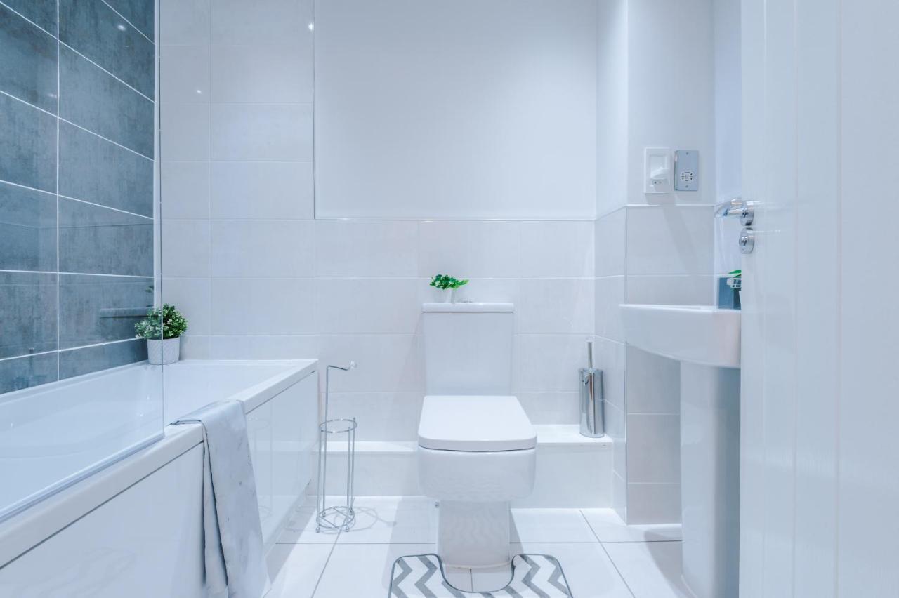 ✰Onpoint - Modern 2 Bed Apartment Close To Centre✰ Leeds  Exterior foto